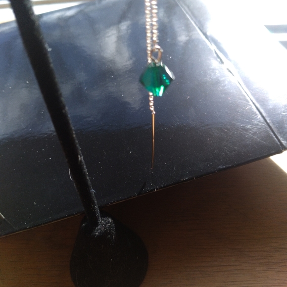 S/S 8mm Swarovski crystal threader earrings - Picture 5 of 5